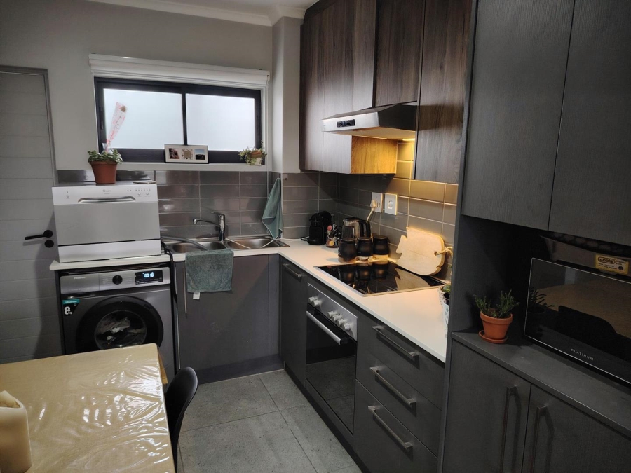 To Let 2 Bedroom Property for Rent in Sonstraal Heights Western Cape